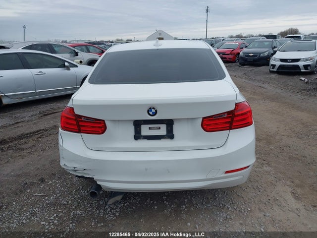 BMW 320i 2014 WBA3B1C56EK132256 Image 15