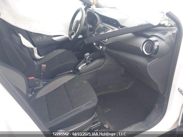 Nissan 2020 2020 3N1CP5CV6LL575548 Image 6