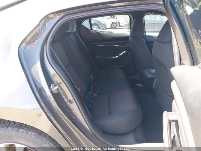 Mazda pe 2019 JM1BPAK75K1126811 Image 8