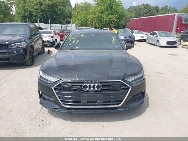 Audi A7 2019 WAUS2AF22KN079983 Image 13