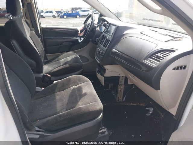 2C4RDGBG0ER421888 Dodge Grand Caravan
