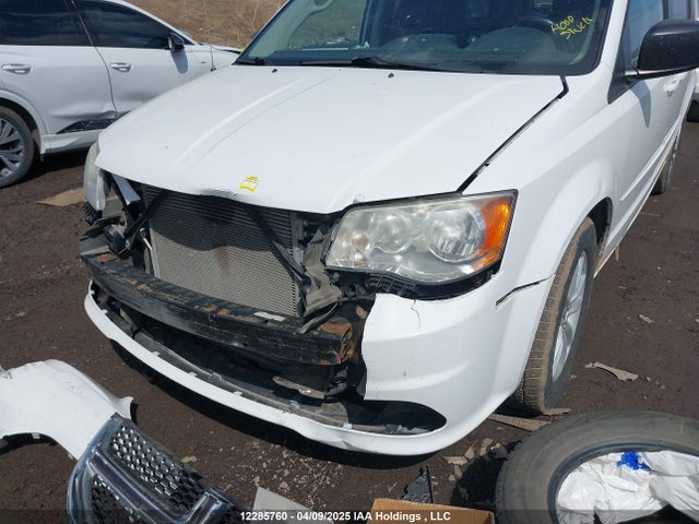 2C4RDGBG0ER421888 Dodge Grand Caravan