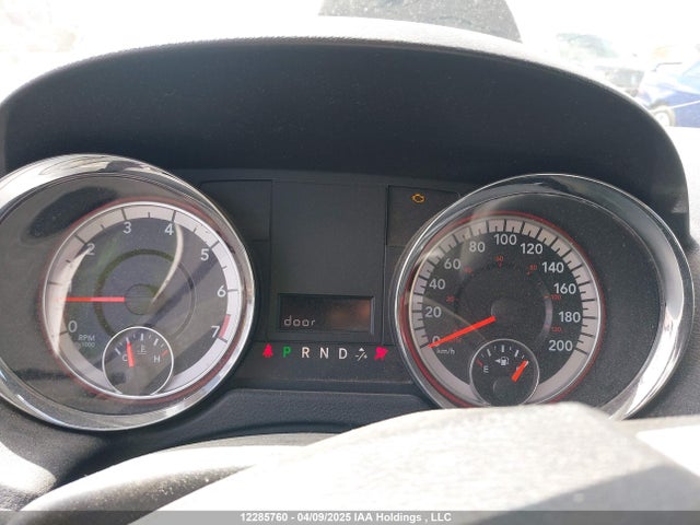 2C4RDGBG0ER421888 Dodge Grand Caravan