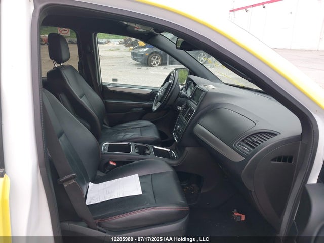 2C4RDGEG4KR648704 Dodge Grand Caravan