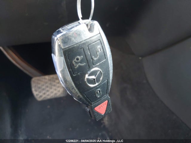 4JGDF2EE7FA596125 Mercedes-Benz 2015