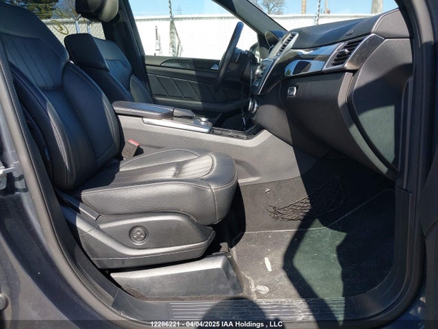 4JGDF2EE7FA596125 Mercedes-Benz 2015
