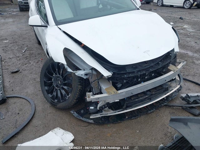 Tesla Model Y 2022 7SAYGDEE1NF330266 Image 6