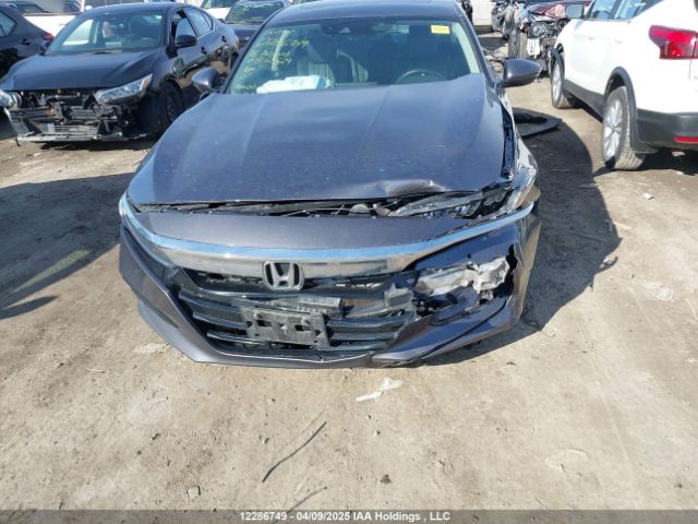 1HGCV2F92JA802529 Honda Accord Touring 2.0t