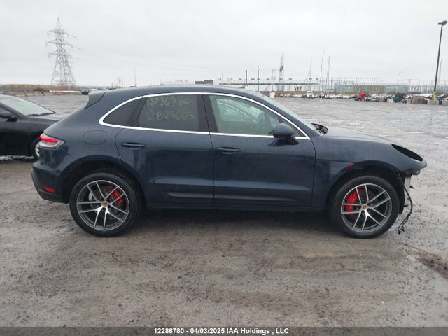 Porsche Macan 2022 WP1AG2A54NLB23665 Image 13