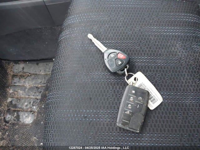 12287024 :رقم المزاد ، 2T1KU4EE1EC135042 vin ، 2014 Toyota Matrix Wagon مزاد بيع