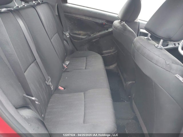 12287024 :رقم المزاد ، 2T1KU4EE1EC135042 vin ، 2014 Toyota Matrix Wagon مزاد بيع