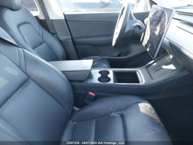 7SAYGDEF6NF464859 Tesla Model Y