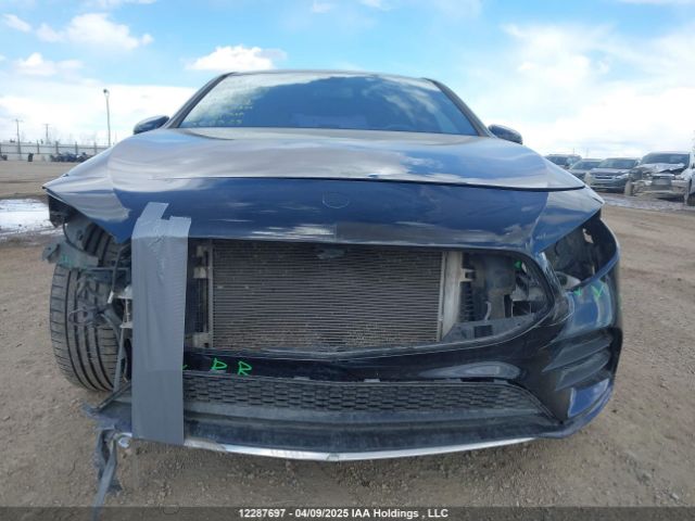 WDD3G4FB5LW041739 Mercedes-Benz A 220 4matic
