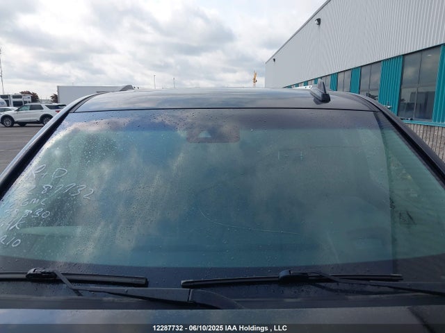1GKS2HKJ1JR383830 GMC Yukon Xl Denali Denali