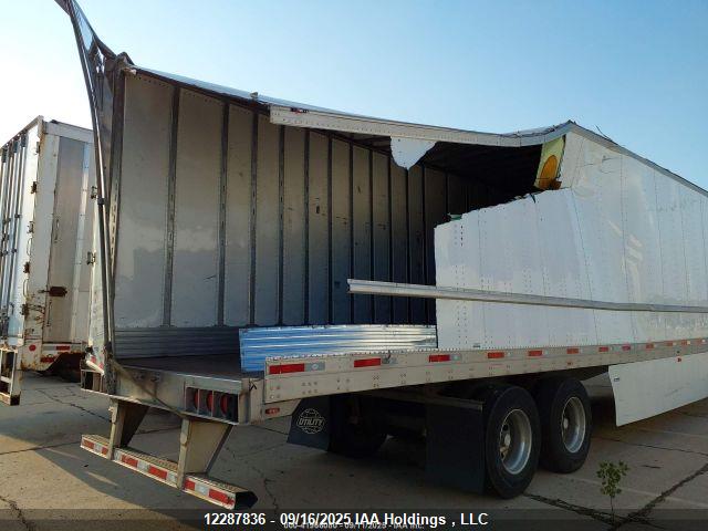 1UYVS2535M7421807 Utility Trailer Mfg Utility Trailer Manufacturer