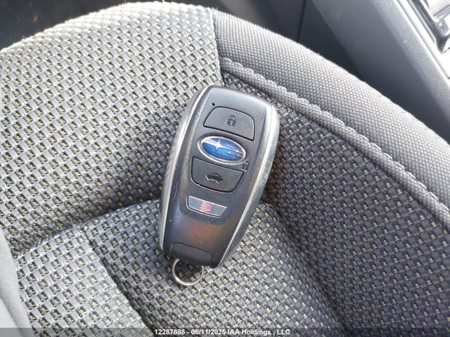 JF2GUADC7R8250610 Subaru Crosstrek Premium