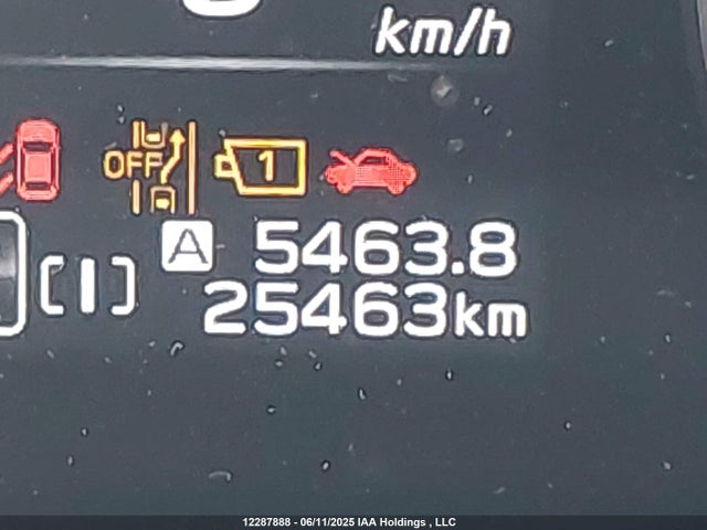 JF2GUADC7R8250610 Subaru Crosstrek Premium
