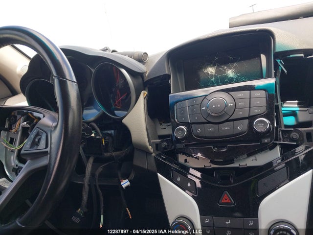 Chevrolet LUV 2014 1G1PC5SB7E7115171 Image 24