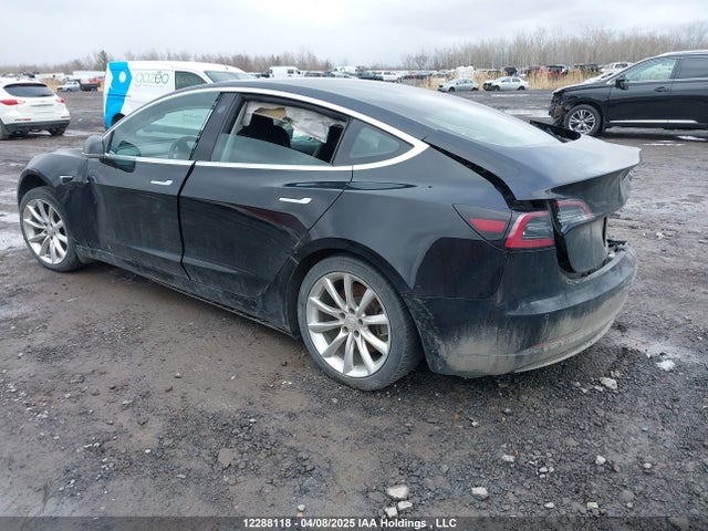 5YJ3E1EA1KF428914 Tesla 2019