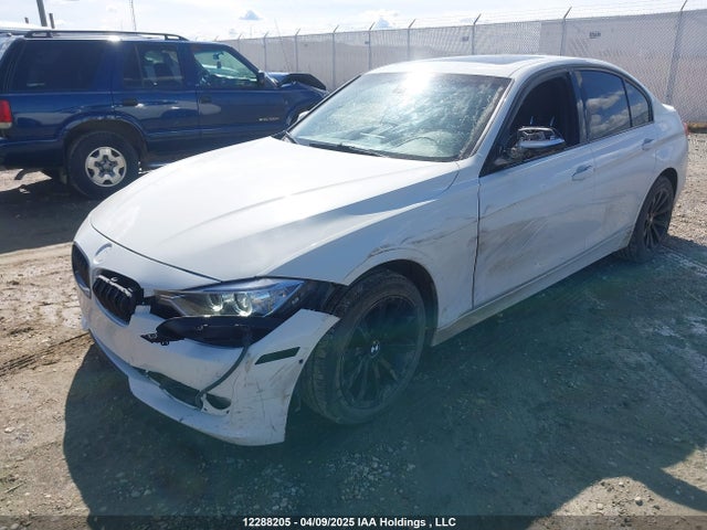 BMW 328I 2015 WBA3B3C53FF547976 Image 2