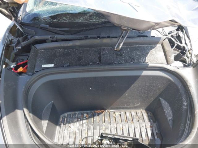 7SAYGDEE6SF283215 Tesla Model Y