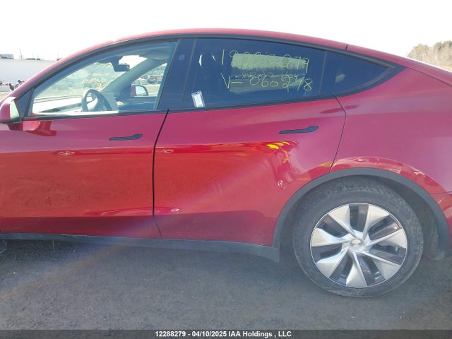 7SAYGAEE1RF060248 Tesla Model Y