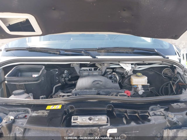W1Y4NDVY4RP704601 Mercedes-Benz om654
