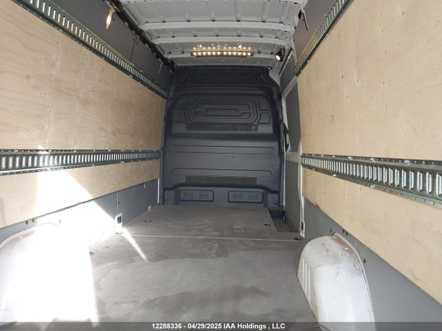 W1Y4NDVY4RP704601 Mercedes-Benz om654
