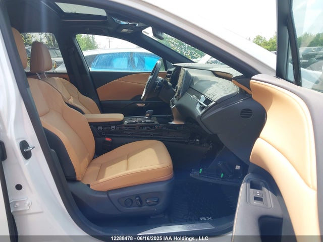 Lexus t24a-fts 2023 2T2BAMCA1PC035725 Image 5