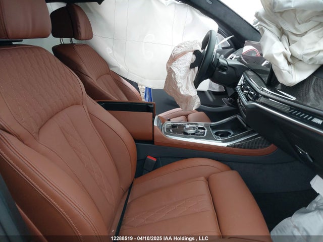 5UX33EM06S9Z33541 BMW X7