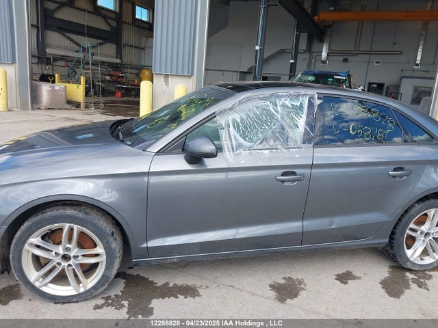 WAUB8GFF8J1058789 Audi A3