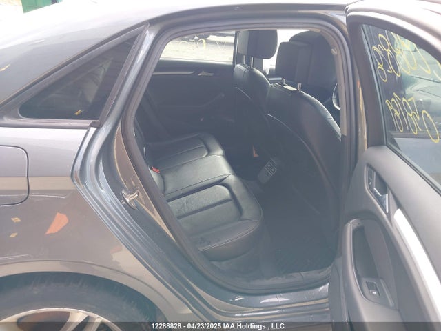WAUB8GFF8J1058789 Audi A3