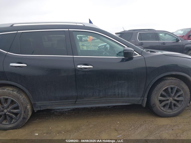 Nissan Rogue 2018 5N1AT2MV2JC708243 Image 13