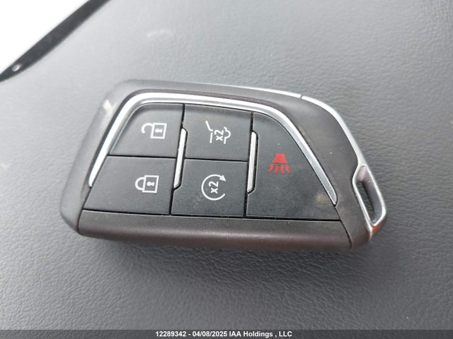 Продажа на аукционе авто 2024 Cadillac Lyriq, vin: 1GYKPMRK7RZ114242, номер лота: 12289342