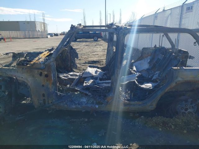 1C4HJXEN1PW698459 Jeep Wrangler Sahara
