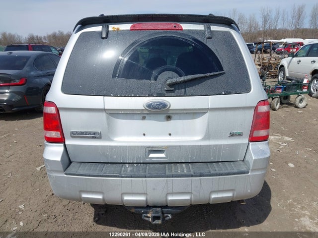 12290261 :رقم المزاد ، 1FMCU0DG9AKD22758 vin ، 2010 Ford Escape Xlt مزاد بيع