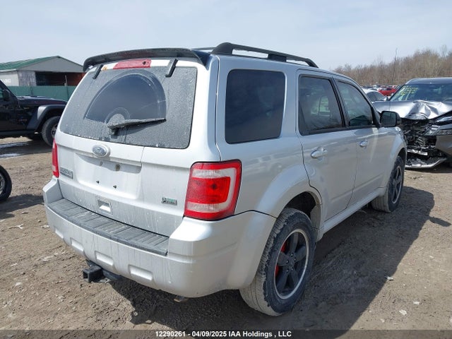 12290261 :رقم المزاد ، 1FMCU0DG9AKD22758 vin ، 2010 Ford Escape Xlt مزاد بيع