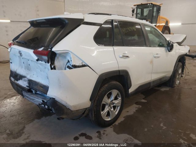 2T3B1RFV8KW047935 Toyota RAV4 LE