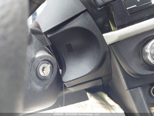2T1BURHE5GC653375 Toyota COROLLA LE