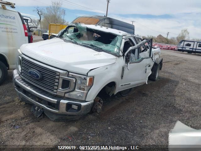 1FT8W3DT3NEE10809 Ford 2022