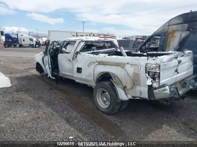 1FT8W3DT3NEE10809 Ford 2022