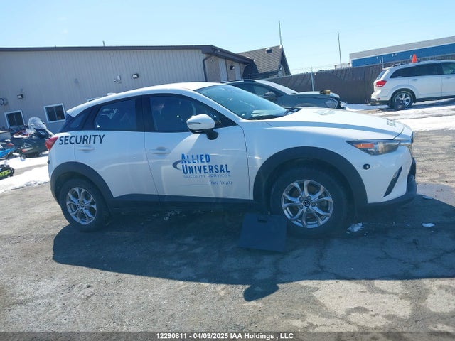 JM1DKFC79M1507521 Mazda Cx-3 Touring