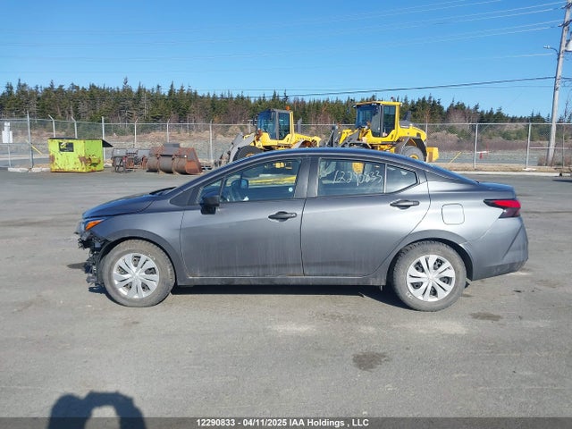 3N1CN8DV4NL839584 Nissan VERSA S