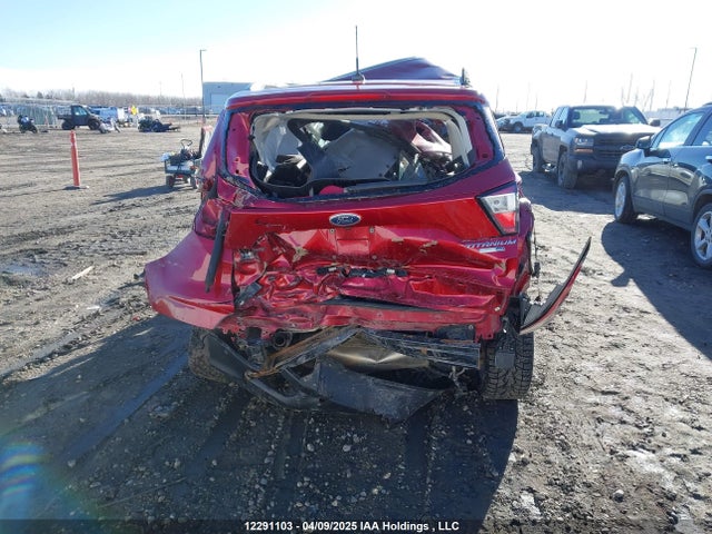 1FMCU9J92HUE78004 Ford 2017
