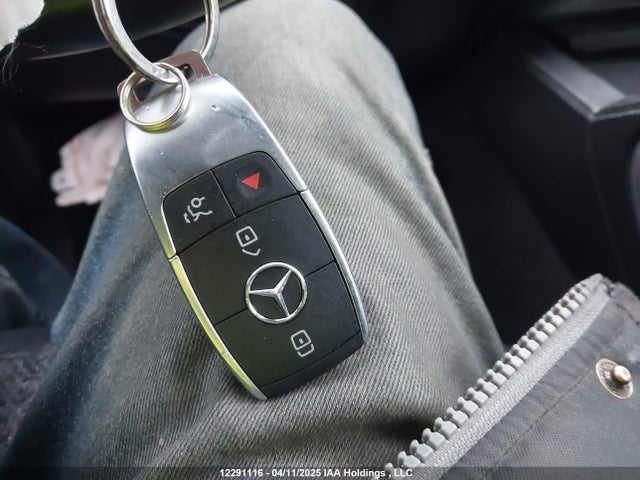 4JGFB4KB8NA608582 Mercedes-Benz m264