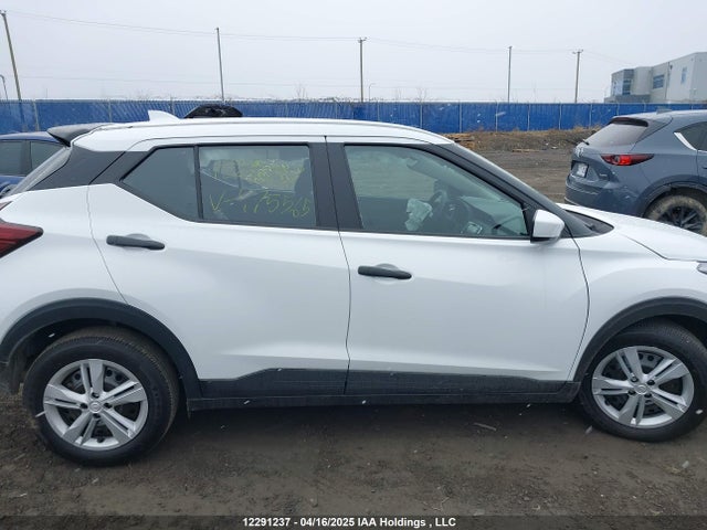 3N1CP5BVXSL475565 Nissan kicks play