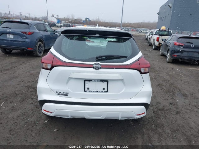 3N1CP5BVXSL475565 Nissan kicks play