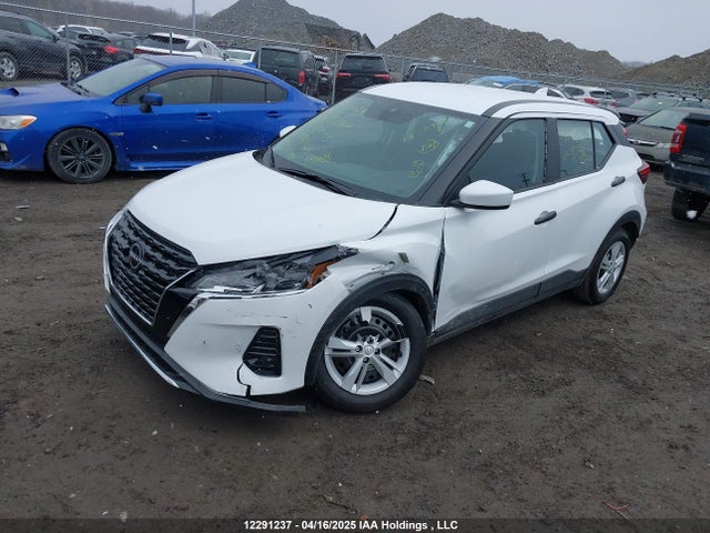 3N1CP5BVXSL475565 Nissan kicks play