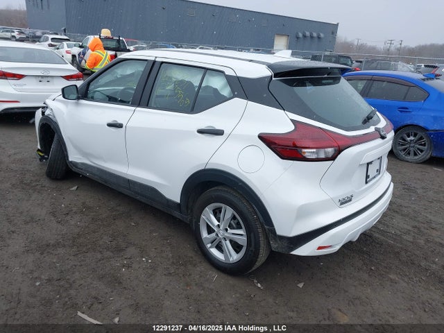 3N1CP5BVXSL475565 Nissan kicks play