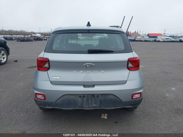 KMHRB8A39NU145638 Hyundai Venue Se